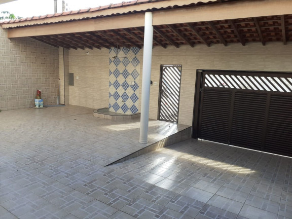 Imagem Casa com 3 Quartos à Venda, 260 m² em Balneário Gaivota - Itanhaém Imagem Casa com 3 Quartos à Venda, 260 m² em Balneário Gaivota - Itanhaém