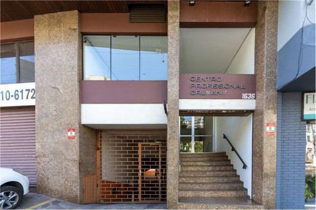 Imagem Sala Comercial à Venda, 43 m² em Floresta - Porto Alegre Imagem Sala Comercial à Venda, 43 m² em Floresta - Porto Alegre