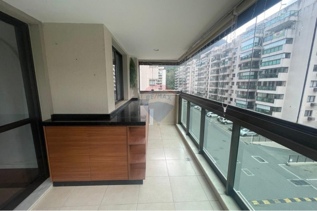 Imagem Apartamento com 3 Quartos à Venda, 80 m² em Recreio Dos Bandeirantes - Rio De Janeiro Imagem Apartamento com 3 Quartos à Venda, 80 m² em Recreio Dos Bandeirantes - Rio De Janeiro