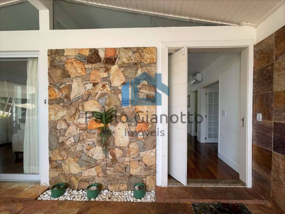 Imagem Casa com 4 Quartos à Venda, 850 m² em Granja Viana - Cotia Imagem Casa com 4 Quartos à Venda, 850 m² em Granja Viana - Cotia