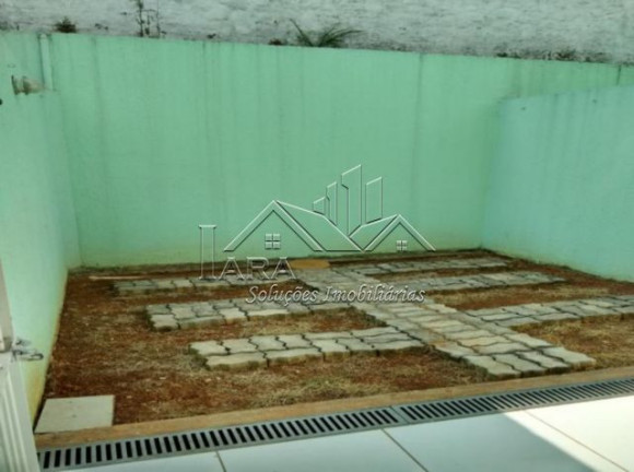 Imagem Sobrado com 2 Quartos para Alugar, em Itaquera - Sao Paulo Imagem Sobrado com 2 Quartos para Alugar, em Itaquera - Sao Paulo
