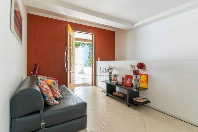 Imagem Casa com 3 Quartos à Venda, 280 m² em Itaipu - Niterói