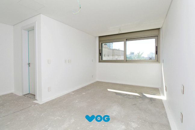 Imagem Imóvel com 3 Quartos à Venda, 388 m² em Moinhos De Vento - Porto Alegre Imagem Imóvel com 3 Quartos à Venda, 388 m² em Moinhos De Vento - Porto Alegre