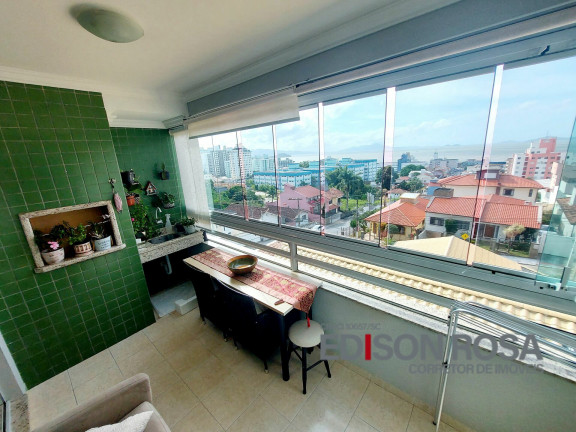 Imagem Apartamento com 3 Quartos à Venda, 101 m² em Barreiros - São José