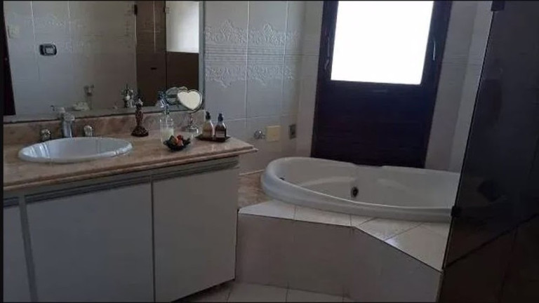 Imagem Casa com 5 Quartos à Venda, 500 m² em Vilas Do Atlântico - Lauro De Freitas Imagem Casa com 5 Quartos à Venda, 500 m² em Vilas Do Atlântico - Lauro De Freitas
