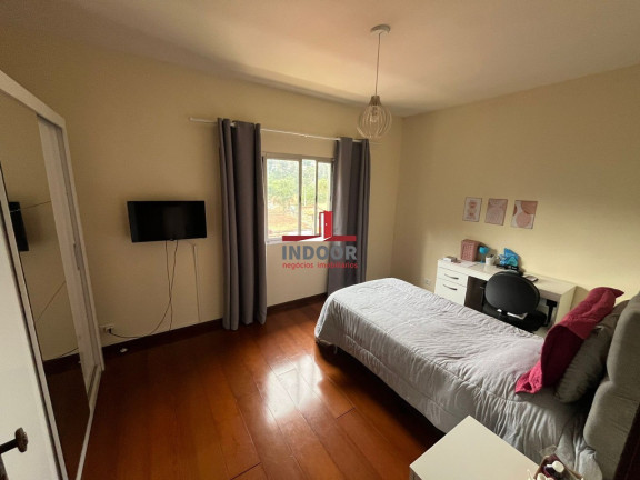 Imagem Casa com 3 Quartos à Venda, 320 m² em Horto Florestal - São Paulo