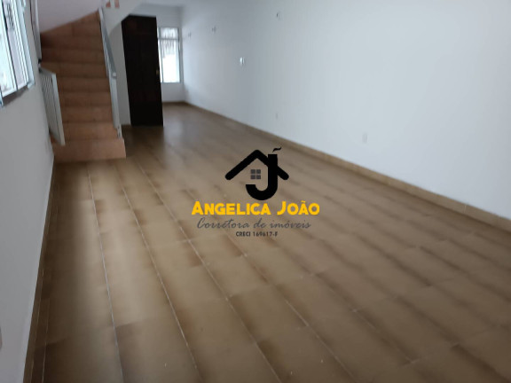 Imagem Sobrado com 4 Quartos à Venda, 192 m² em Vila Cascatinha - São Vicente