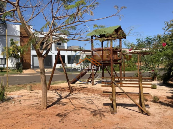 Imagem Imóvel com 3 Quartos à Venda, 196 m² em Condomínio Reserva Do Lago - Mogi Guaçu Imagem Imóvel com 3 Quartos à Venda, 196 m² em Condomínio Reserva Do Lago - Mogi Guaçu