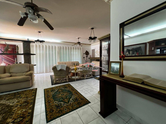 Imagem Casa com 3 Quartos à Venda, 389 m² em Balneário Flórida - Praia Grande Imagem Casa com 3 Quartos à Venda, 389 m² em Balneário Flórida - Praia Grande
