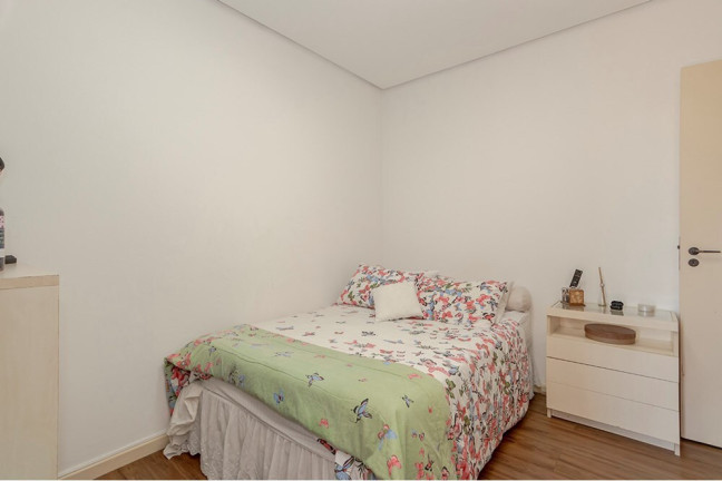Imagem Cobertura com 3 Quartos à Venda, 210 m² em Menino Deus - Porto Alegre Imagem Cobertura com 3 Quartos à Venda, 210 m² em Menino Deus - Porto Alegre