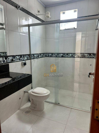 Imagem Sobrado com 6 Quartos à Venda, 199 m² em Jardim Atlântico - Goiânia
