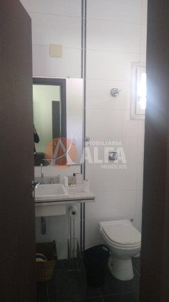 Imagem Casa com 3 Quartos à Venda, 1.000 m² em Granja Viana Ii - Cotia Imagem Casa com 3 Quartos à Venda, 1.000 m² em Granja Viana Ii - Cotia