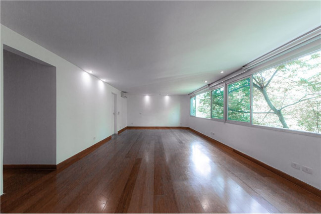 Imagem Imóvel com 3 Quartos à Venda, em Itaim Bibi - São Paulo Imagem Imóvel com 3 Quartos à Venda, em Itaim Bibi - São Paulo