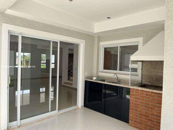 Imagem Casa à Venda, em Moinho Velho - Cotia Imagem Casa à Venda, em Moinho Velho - Cotia