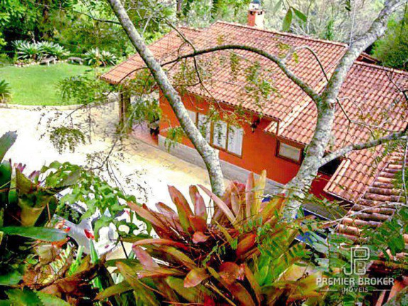 Casa com 4 Quartos à Venda, 400 m² em Parque Do Imbui - Teresópolis