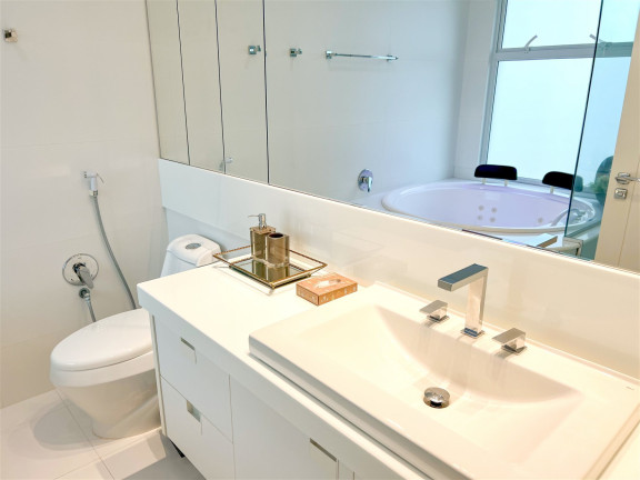 Imagem Apartamento com 4 Quartos à Venda, 158 m² em Pioneiros - Balneário Camboriú