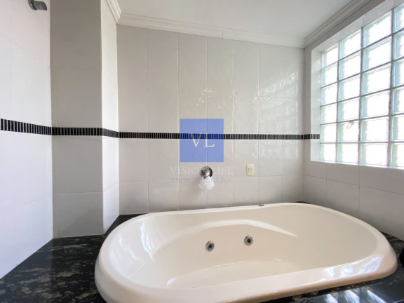 Imagem Casa com 4 Quartos à Venda, 435 m² em Cachoeira - Curitiba