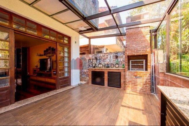 Imagem Casa com 4 Quartos à Venda, 182 m² em Alto - Teresópolis
