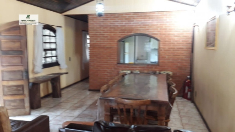 Imagem Chácara com 4 Quartos à Venda, 8.000 m² em Caetê - São Roque Imagem Chácara com 4 Quartos à Venda, 8.000 m² em Caetê - São Roque