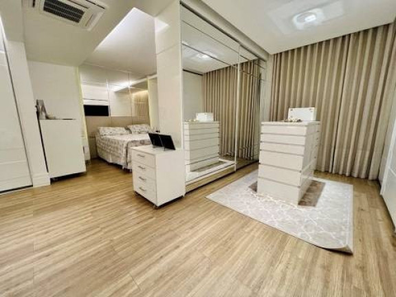 Imagem Imóvel com 3 Quartos à Venda, 180 m² em Santa Lúcia - Vitória Imagem Imóvel com 3 Quartos à Venda, 180 m² em Santa Lúcia - Vitória