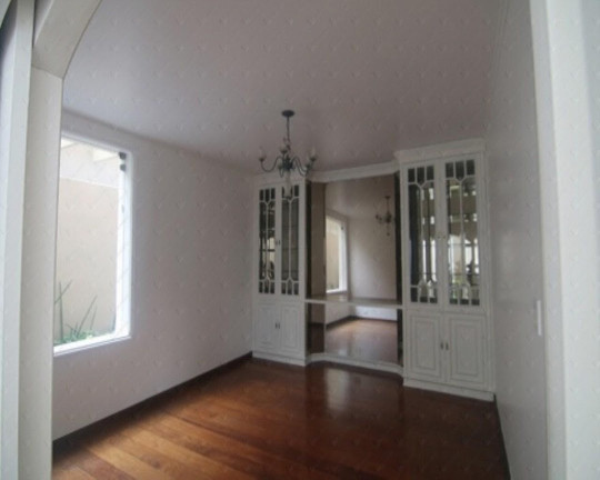Imagem Casa com 4 Quartos à Venda, 260 m² em Jardim Morumbi - São Paulo Imagem Casa com 4 Quartos à Venda, 260 m² em Jardim Morumbi - São Paulo
