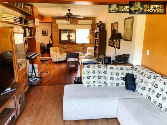 Casa com 4 Quartos à Venda, 484 m² em Areal - Pelotas