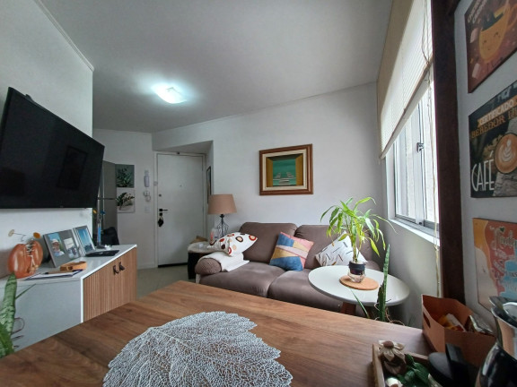 Imagem Apartamento com 1 Quarto à Venda, 24 m² em Centro - Curitiba Imagem Apartamento com 1 Quarto à Venda, 24 m² em Centro - Curitiba