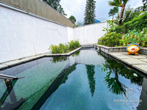 Imagem Casa com 3 Quartos à Venda, 150 m² em Comary - Teresópolis