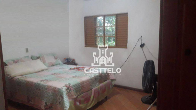 Imagem Casa com 3 Quartos à Venda, 220 m² em Columbia - Londrina