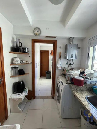 Imagem Apartamento com 4 Quartos à Venda, 212 m² em Jaguaribe - Salvador