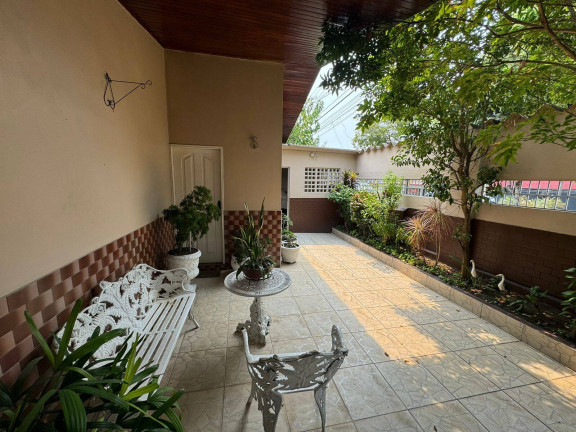 Imagem Casa com 3 Quartos à Venda, 288 m² em Dom Pedro - Manaus Imagem Casa com 3 Quartos à Venda, 288 m² em Dom Pedro - Manaus
