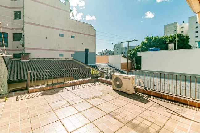 Imagem Casa com 3 Quartos à Venda, 299 m² em Passo Da Areia - Porto Alegre