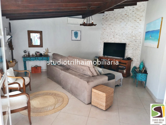 Imagem Casa com 4 Quartos à Venda, em Itaguassu - Ilhabela Imagem Casa com 4 Quartos à Venda, em Itaguassu - Ilhabela