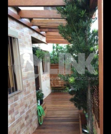 Imagem Casa com 2 Quartos à Venda, 68 m² em Hípica - Porto Alegre Imagem Casa com 2 Quartos à Venda, 68 m² em Hípica - Porto Alegre