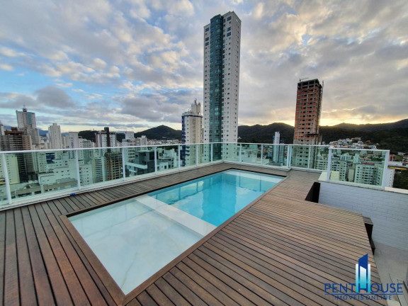 Apartamento com 3 Quartos à Venda, 268 m² em Pioneiros - Balneário Camboriú
