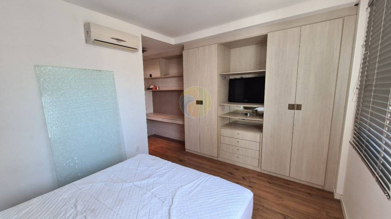 Imagem Apartamento com 3 Quartos à Venda, 130 m² em Centro - Balneário Camboriú
