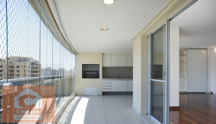 Apartamento com 4 Quartos para Alugar, 230 m² em Brooklin - São Paulo