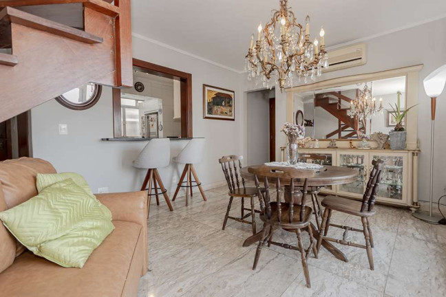 Imagem Cobertura com 3 Quartos à Venda, 150 m² em Menino Deus - Porto Alegre Imagem Cobertura com 3 Quartos à Venda, 150 m² em Menino Deus - Porto Alegre