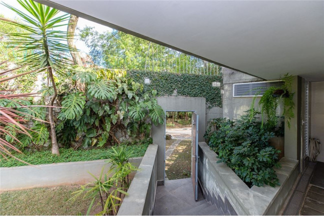 Imagem Casa com 3 Quartos à Venda, 500 m² em Jardim Marajoara - São Paulo