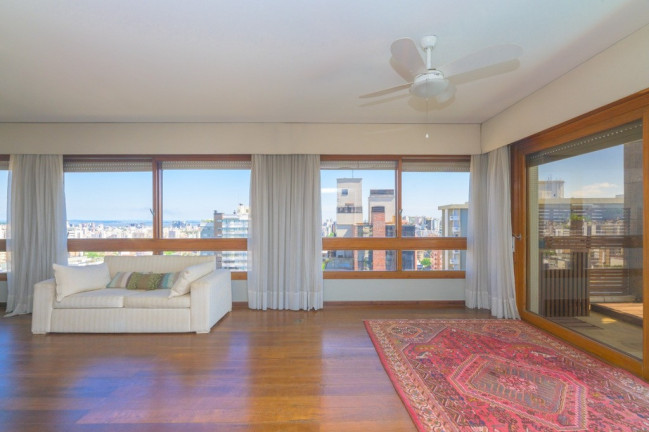 Imagem Apartamento com 3 Quartos à Venda, 350 m² em Rio Branco - Porto Alegre Imagem Apartamento com 3 Quartos à Venda, 350 m² em Rio Branco - Porto Alegre