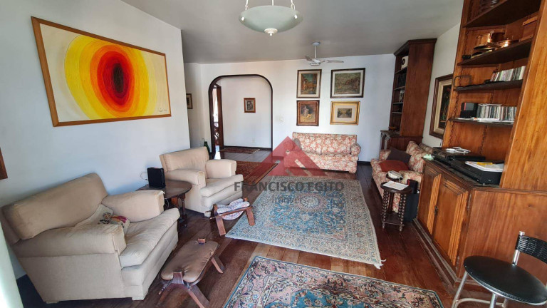 Imagem Apartamento com 4 Quartos à Venda, 212 m² em Icaraí - Niterói