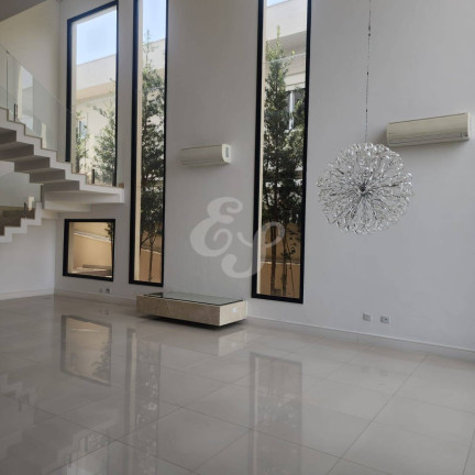 Casa de Condomínio com 4 Quartos à Venda, 440 m² em Alphaville - Santana De Parnaíba