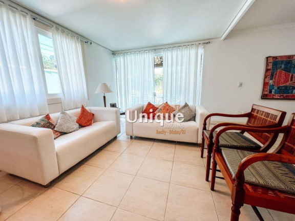 Imagem Casa com 4 Quartos para Temporada, 180 m² em Ferradura - Armação Dos Búzios