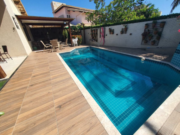 Imagem Casa com 6 Quartos para Temporada, 236 m² em Guarajuba - Camaçari Imagem Casa com 6 Quartos para Temporada, 236 m² em Guarajuba - Camaçari