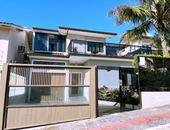 Casa com 3 Quartos à Venda, 360 m² em Itaguaçu - Florianópolis