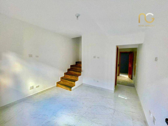 Sobrado com 2 Quartos à Venda, 56 m² em Aviação - Praia Grande