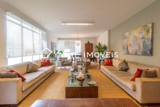 Apartamento com 3 Quartos à Venda, 270 m² em Santa Cecília - São Paulo