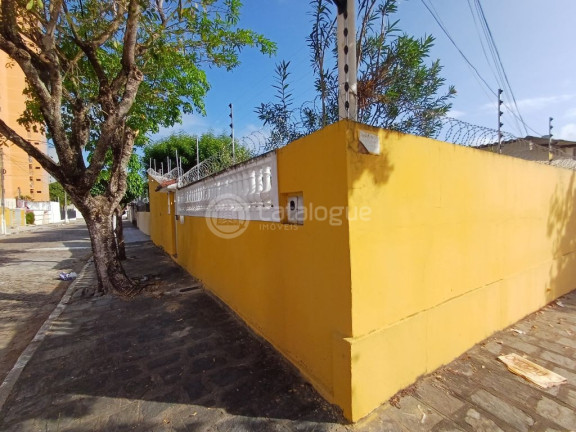 Imagem Casa com 3 Quartos à Venda, 450 m² em Ponta Negra - Natal