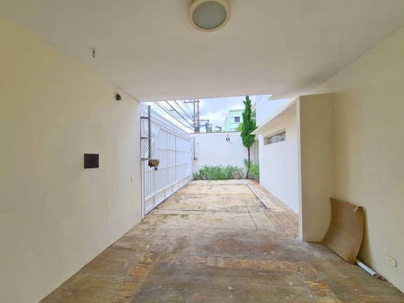 Imagem Sobrado com 3 Quartos à Venda, 179 m² em Mirandópolis - São Paulo