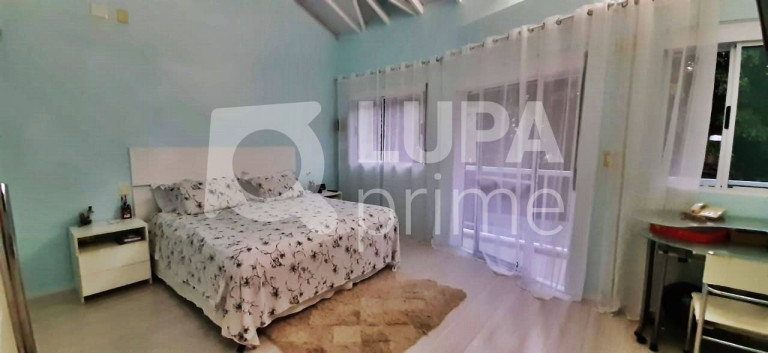 Imagem Casa com 4 Quartos à Venda, 260 m² em Tremembé - São Paulo Imagem Casa com 4 Quartos à Venda, 260 m² em Tremembé - São Paulo